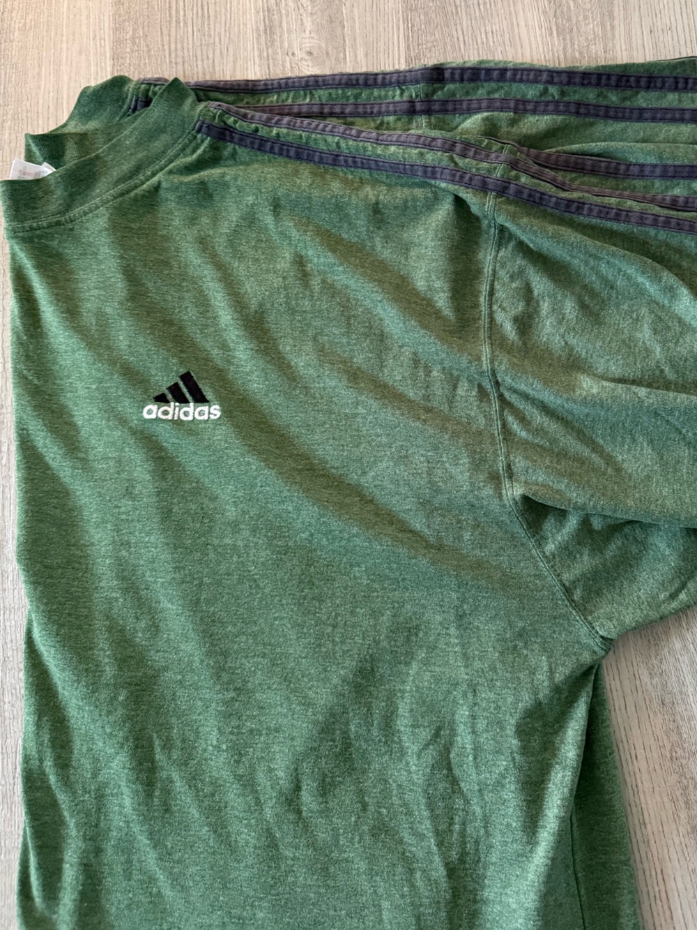Vintage 1990s Adidas Men’s Heather Green Crewneck Sweatshirt with Logo soft rare - Picture 5 of 6